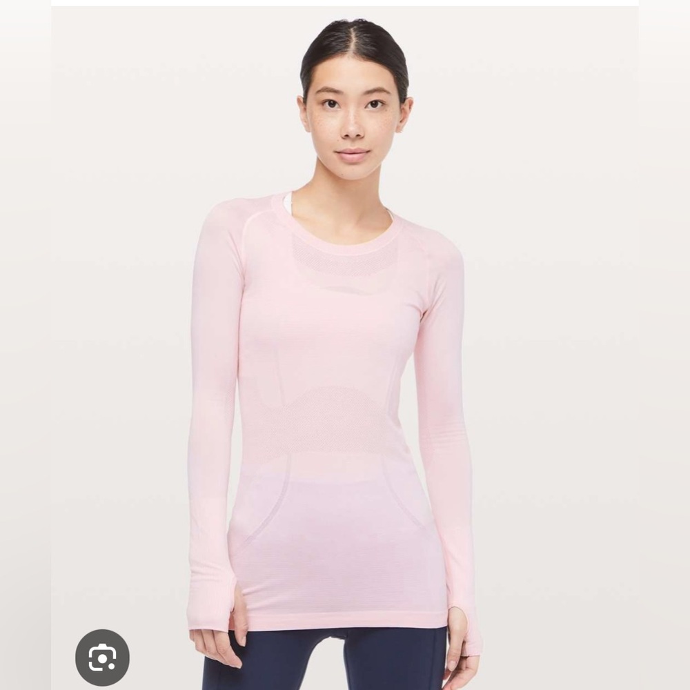 Bnwt new with tags Lululemon Swiftly tech 2.0 long sleeve top. Pink! 🩷 size 6